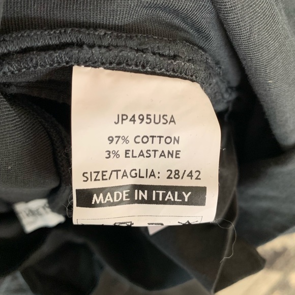 NEVER WORN: FULL PANEL MATERNITY JEANS - Picture 2 of 3